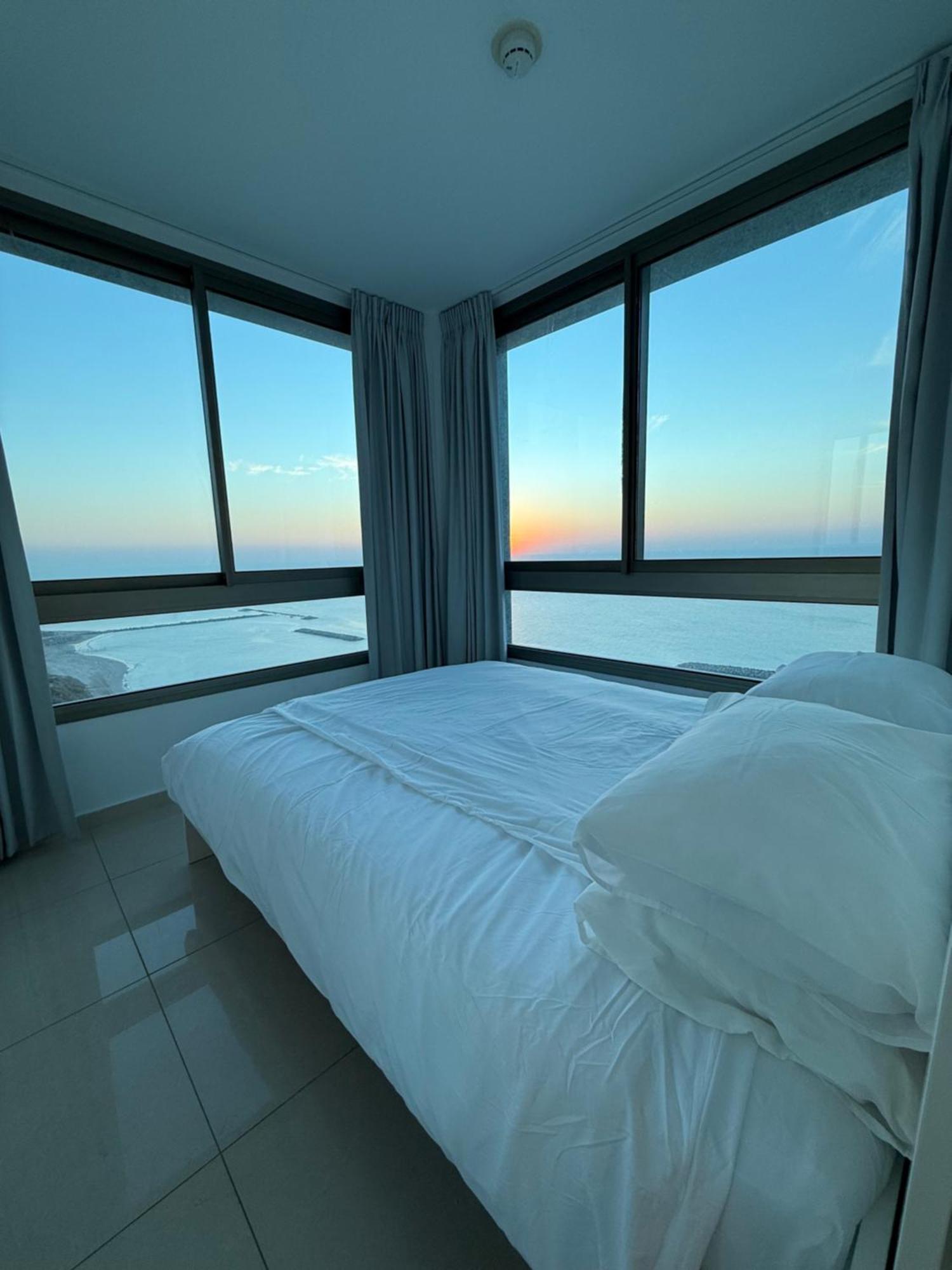 Netanya Seaview Aparthotel Exterior foto